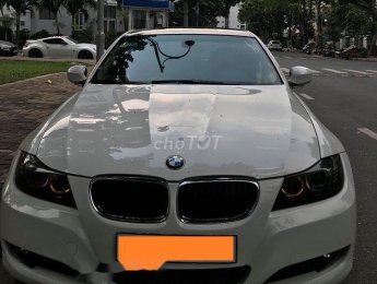 BMW 3 Series 2011 - Bán BMW 3 Series 2011, màu trắng số tự động, giá chỉ 423 triệu