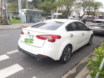 Kia K3 2017 - Bán xe Kia K3 sản xuất 2017, màu trắng số tự động