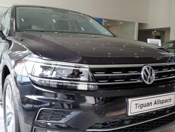 Volkswagen Tiguan Highline 2020 - Bán Volkswagen Tiguan Highline đời 2020, màu đen, xe nhập
