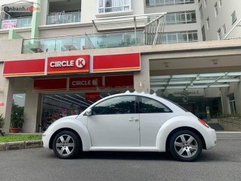 Volkswagen New Beetle   2010 - Bán Volkswagen New Beetle 1.6 AT đời 2010, màu trắng, nhập khẩu 