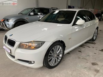 BMW 3 Series 320i 2010 - Bán ô tô BMW 3 Series 320i năm 2010, màu trắng, xe nhập số tự động, giá 500tr