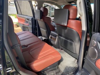 Lexus LX   2017 - Cần bán gấp Lexus LX570 sản xuất năm 2017, màu đen, xe nhập 