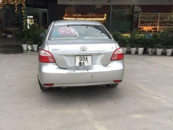 Toyota Vios 2013 - Cần bán lại xe Toyota Vios đời 2013, màu bạc giá cạnh tranh