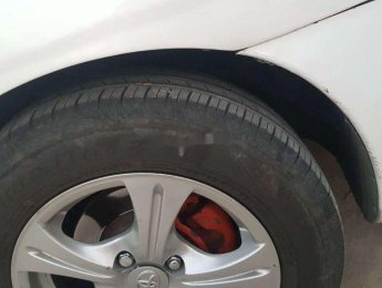 Daewoo Nubira 2001 - Bán Daewoo Nubira năm sản xuất 2001, màu trắng, nhập khẩu giá cạnh tranh