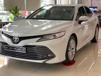 Toyota Camry 2.0 G 2020 - Bán xe Toyota Camry 2.0 G năm sản xuất 2020, màu đen, xe nhập Thái