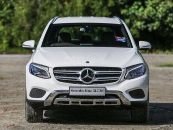 Mercedes-Benz GLC-Class GLC 200 4Matic 2019 - Cần bán xe Mercedes GLC 200 4Matic đời 2020, màu trắng, xe chính hãng