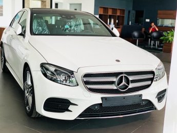 Mercedes-Benz E class E300 AMG 2019 - Bán Mercedes E300 AMG đời 2020, màu trắng, hỗ trợ lái thử tận nhà