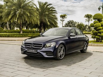 Mercedes-Benz E class 2019 - Siêu giảm giá, tặng phụ kiện chính hãng với chiếc Mercedes-Benz E300 AMG, sản xuất 2019