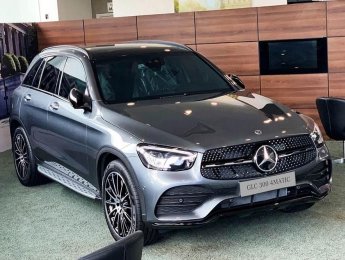 Mercedes-Benz GLC-Class 2020 - Cần bán nhanh chiếc Mercedes-Benz GLC300 4Matic , sản xuất 2020, giao xe toàn quốc