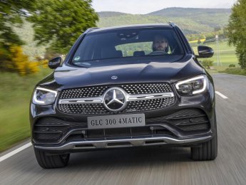 Mercedes-Benz GLC-Class GLC 300 4Matic 2020 - Cần bán xe Mercedes GLC 300 4Matic đời 2020, màu đen, giao xe ngay