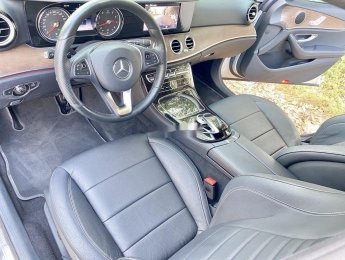 Mercedes-Benz E class 2017 - Bán xe Mercedes E class sản xuất năm 2017