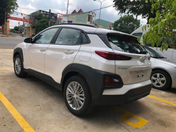 Hyundai Hyundai khác   2021 - Cần bán xe Hyundai Kona đặc biệt đời 2021, màu trắng, giá chỉ 596 triệu