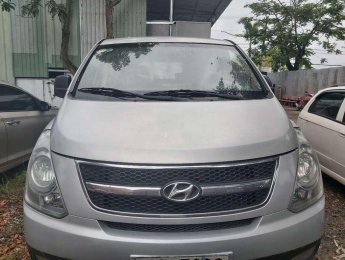 Hyundai Trajet 2009 - Cần bán lại xe Hyundai Trajet 2009, màu bạc, xe nhập