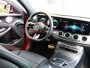 Mercedes-Benz E300    2021 - Bán ô tô Mercedes E300 sx 2021, màu đỏ