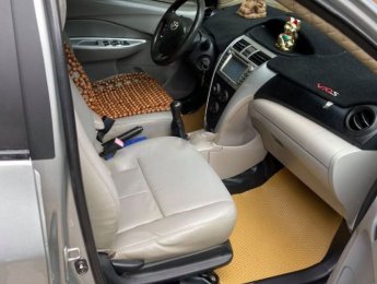 Toyota Vios   MT  2011 - Bán xe Toyota Vios MT năm 2011, màu bạc còn mới