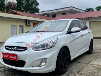 Hyundai Accent    2015 - Cần bán gấp Hyundai Accent sản xuất 2015, màu trắng, nhập khẩu 