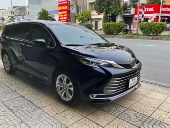 Toyota Sienna 2020 - Cần bán gấp Toyota Sienna sản xuất năm 2020, màu xanh lam, nhập khẩu nguyên chiếc xe gia đình