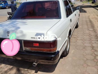 Toyota Crown 1989 - Bán Toyota Crown đời 1989, màu trắng, xe nhập