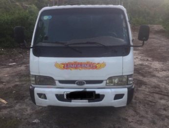 Kia K3000S 2005 - Cần bán lại xe Kia K3000S đời 2005, màu trắng, nhập khẩu