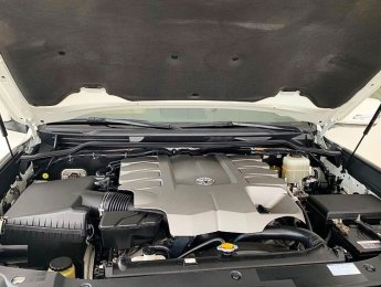 Toyota Land Cruiser   V8 2016 - Bán Toyota Land Cruiser V8 đời 2016, màu trắng, nhập khẩu chính chủ