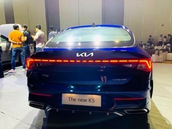 Kia K5   Luxury 2021 - Bán Kia K5 Luxury năm 2021, màu xanh lam