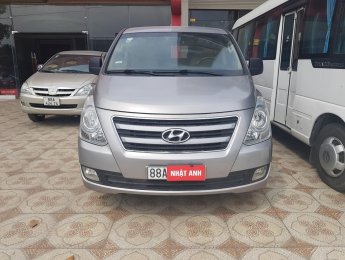 Hyundai Grand Starex 2016 - Bán ô tô Hyundai Starex 2.5 MT năm sản xuất 2016, 595tr