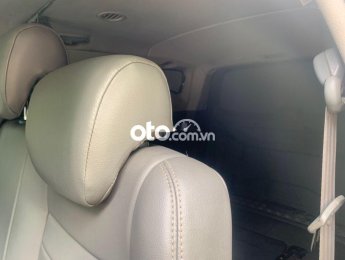 Ssangyong Stavic 2007 - Cần bán gấp Ssangyong Stavic sản xuất năm 2007, màu bạc, nhập khẩu nguyên chiếc xe gia đình