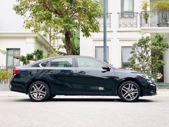 Kia Avella 2.0 AT Premium  2019 - Bán Kia Cerato 2.0 AT Premium đời 2019, màu đen xe gia đình