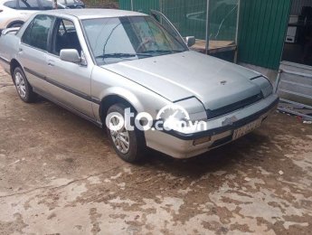 Honda Accord 1988 - Cần bán gấp Honda Accord đời 1988, màu bạc, nhập khẩu nguyên chiếc, 32 triệu