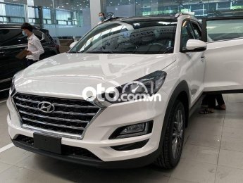 Hyundai Tucson 2021 - Bán Hyundai Tucson năm 2021, màu trắng xe gia đình