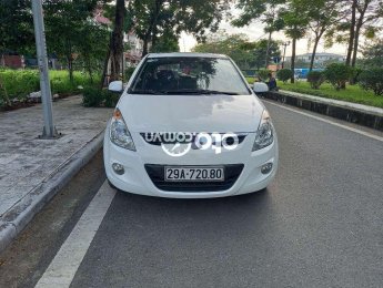 Hyundai i20  AT 2011 - Cần bán xe Hyundai i20 AT năm sản xuất 2011, màu trắng, nhập khẩu đẹp như mới giá cạnh tranh