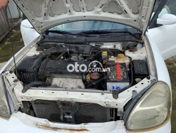 Daewoo Nubira II 2002 - Bán Daewoo Nubira II đời 2002, màu trắng số sàn