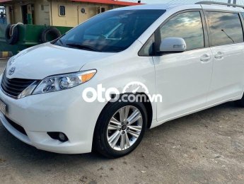 Toyota Sienna AT 2011 - Bán ô tô Toyota Sienna AT năm sản xuất 2011, màu trắng, xe nhập xe gia đình, giá tốt