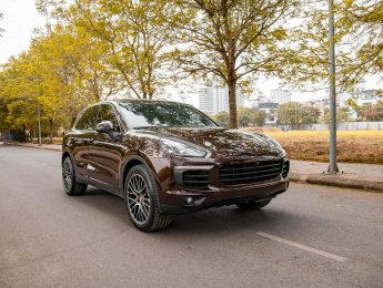 Porsche Cayenne S 0 2016 - Bán Porsche Cayenne S 2016 màu nâu đã Wrap cam đỏ