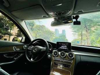 Mercedes-Benz C250 AT 2016 - Bán ô tô Mercedes AT năm sản xuất 2016, màu trắng