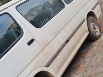 Toyota Van 2000 - Bán Toyota Van 6 chỗ  2000, xe nhập, giá chỉ 68 triệu