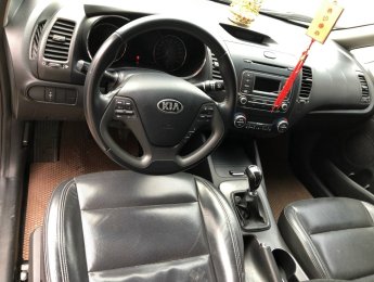 Kia K3 2014 - Bán ô tô Kia K3 MT đời 2014 còn mới giá tốt chào năm mới