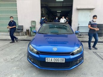 Volkswagen Scirocco 2011 - Cần bán Volkswagen Scirocco sản xuất 2011, màu xanh lam, lịch sử đẹp, giá tốt