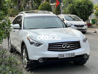 Infiniti FX  37 2013 - Cần bán Infiniti FX 37 sản xuất năm 2013, màu trắng, nhập khẩu nguyên chiếc