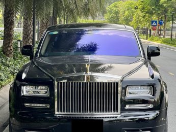 Rolls-Royce Phantom 2014 - Cần bán xe Rolls-Royce Phantom sản xuất 2014 xe chạy 1,5 vạn km  như mới