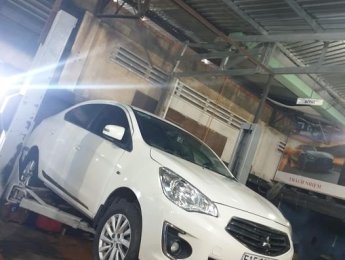 Mitsubishi Attrage MT 2014 - Bán Mitsubishi Attrage MT năm 2014, màu trắng số sàn