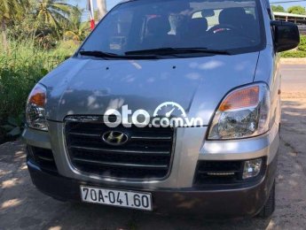 Hyundai Starex 9 chỗ máy dầu 2007 - Cần bán Hyundai Starex 9 chỗ máy dầu năm sản xuất 2007, màu bạc, nhập khẩu nguyên chiếc