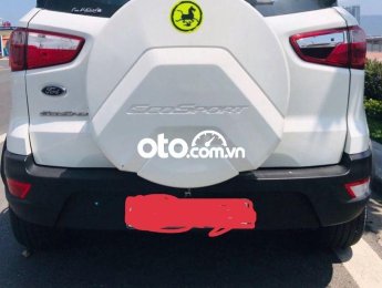 Ford EcoSport AT 2018 - Bán xe Ford EcoSport AT năm 2018, màu trắng xe gia đình