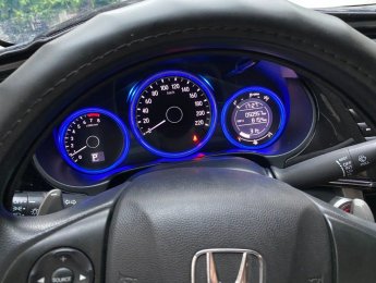 Honda Civic 1.5CVT  2016 - Bán Honda Civic 1.5CVT sản xuất năm 2016, màu trắng