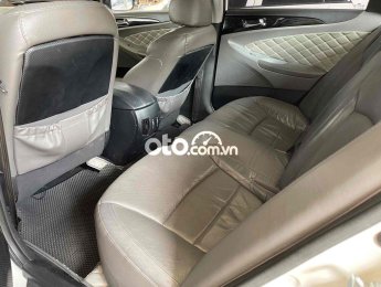 Hyundai Sonata 2.0AT 2010 - Bán Hyundai Sonata 2.0AT sản xuất năm 2010, màu trắng, nhập khẩu 