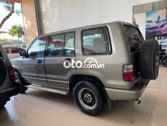 Isuzu Trooper 2003 - Xe Isuzu Trooper năm 2003, màu xám, nhập Nhật