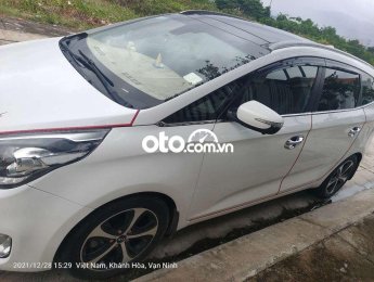 Kia Rondo 2016 - Cần bán xe Kia Rondo 2.0 GAT sản xuất 2016, màu trắng, chính chủ