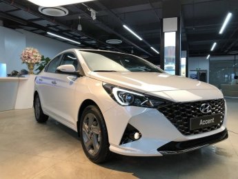 Hyundai Accent 2021 - Cần bán xe Hyundai Accent 1.4AT tiêu chuẩn năm sản xuất 2021, màu trắng, 406 triệu