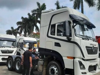 JRD H3F D320 2022 - Giá đầu kéo dongfeng D320 máy 420 hai giường đời 2022