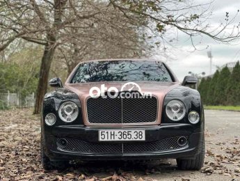 Bentley Mulsanne 2015 - Bán Bentley Mulsanne 6.8 V8 sản xuất năm 2015, hai màu, xe nhập